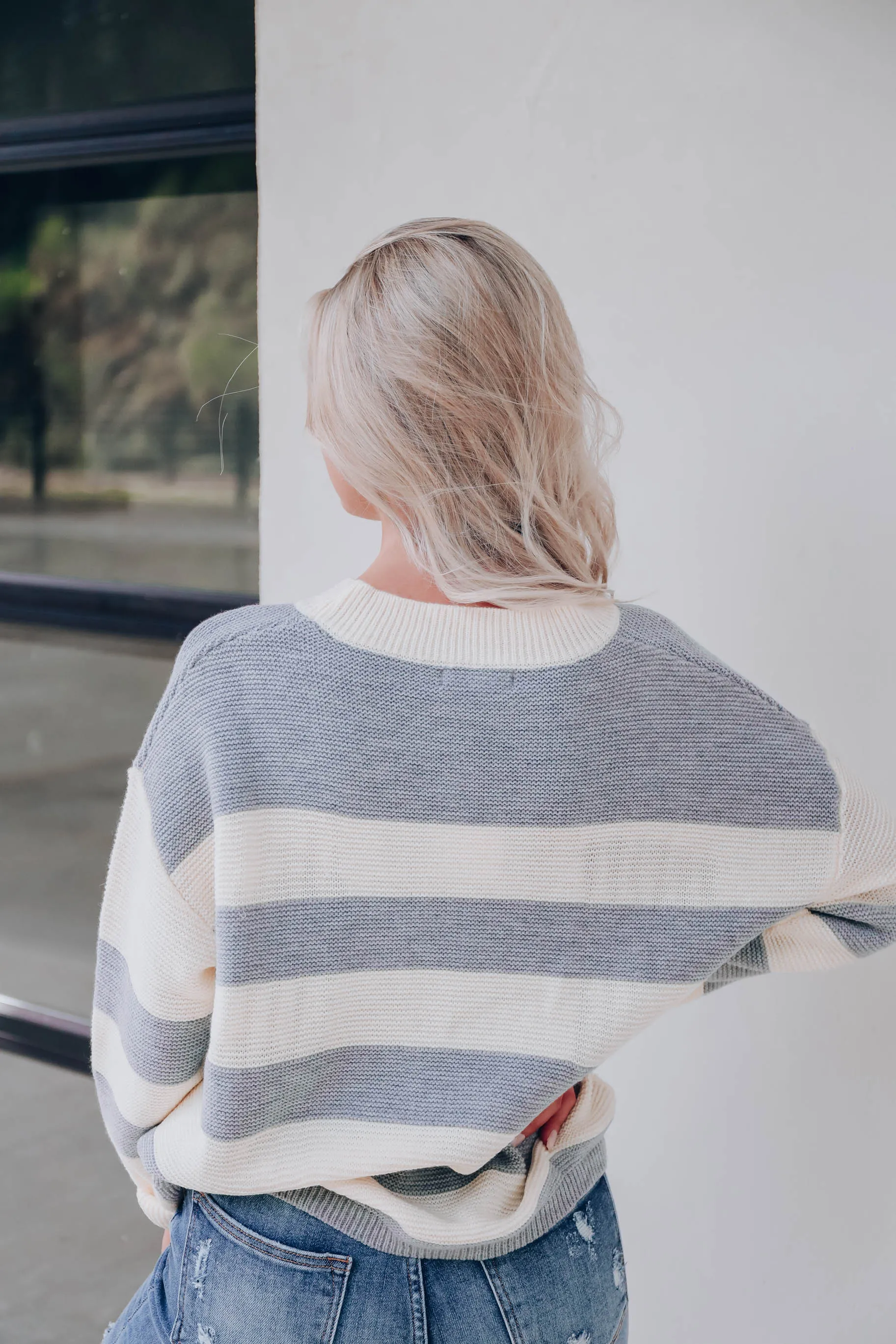 Chunky Knit Striped Sweater - Grey