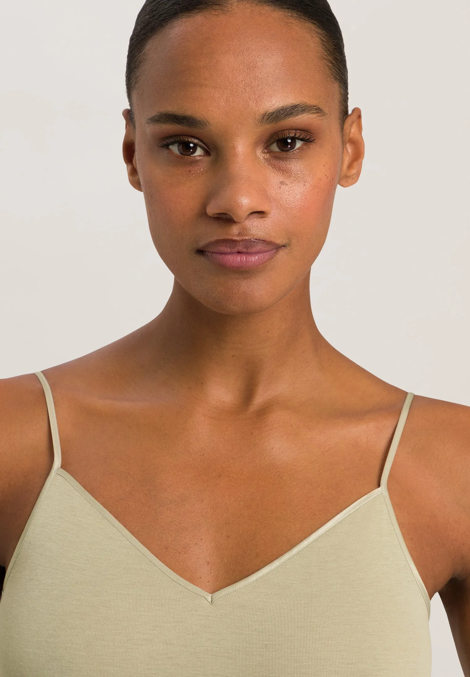 Cotton Seamless Cotton V-Neck Camisole | Moss Green 71601-2720