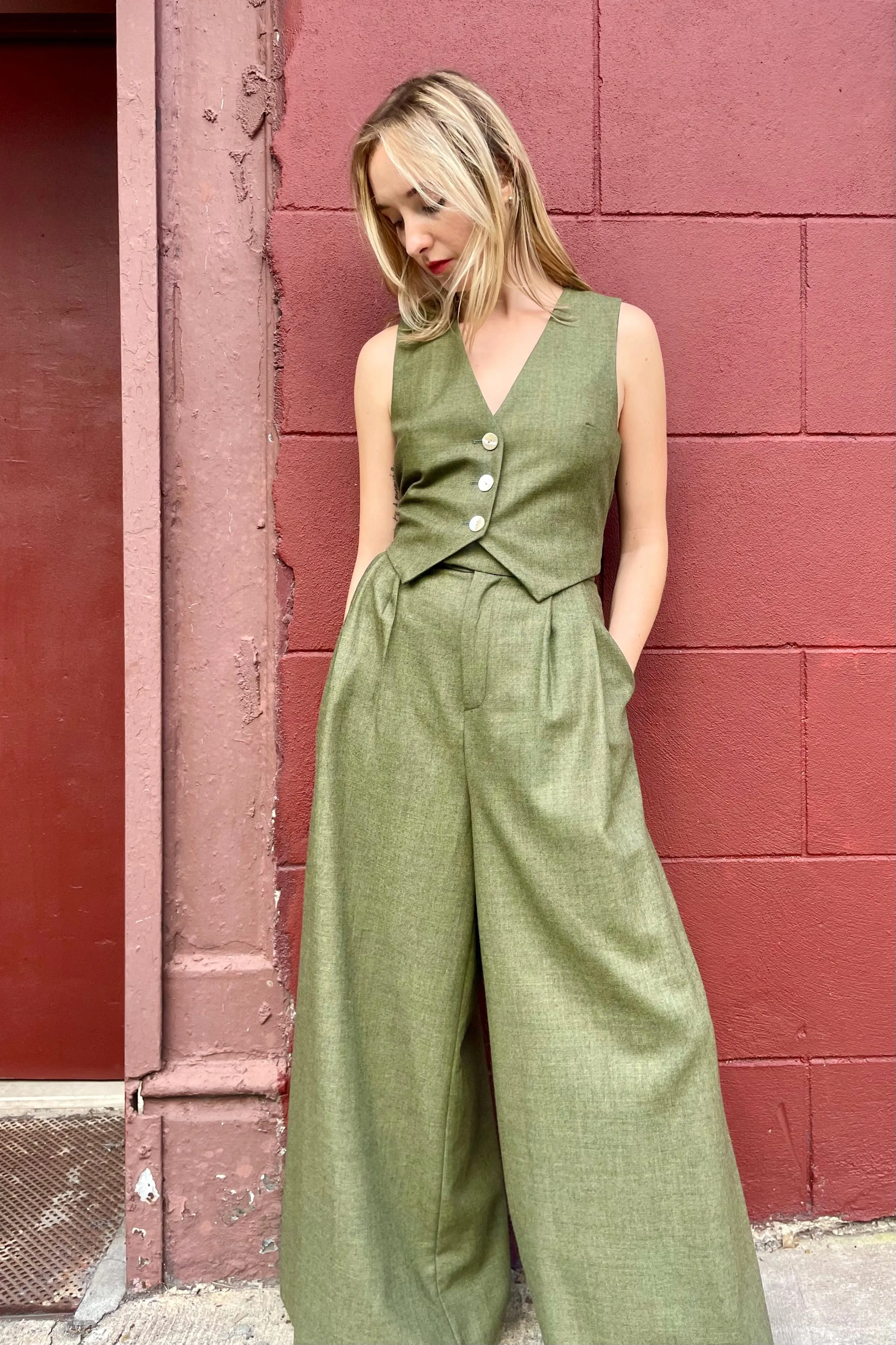 Diane Vest in Olive Wool