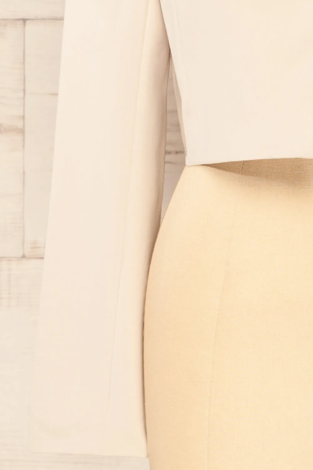 Gaborone Beige | Cropped Blazer