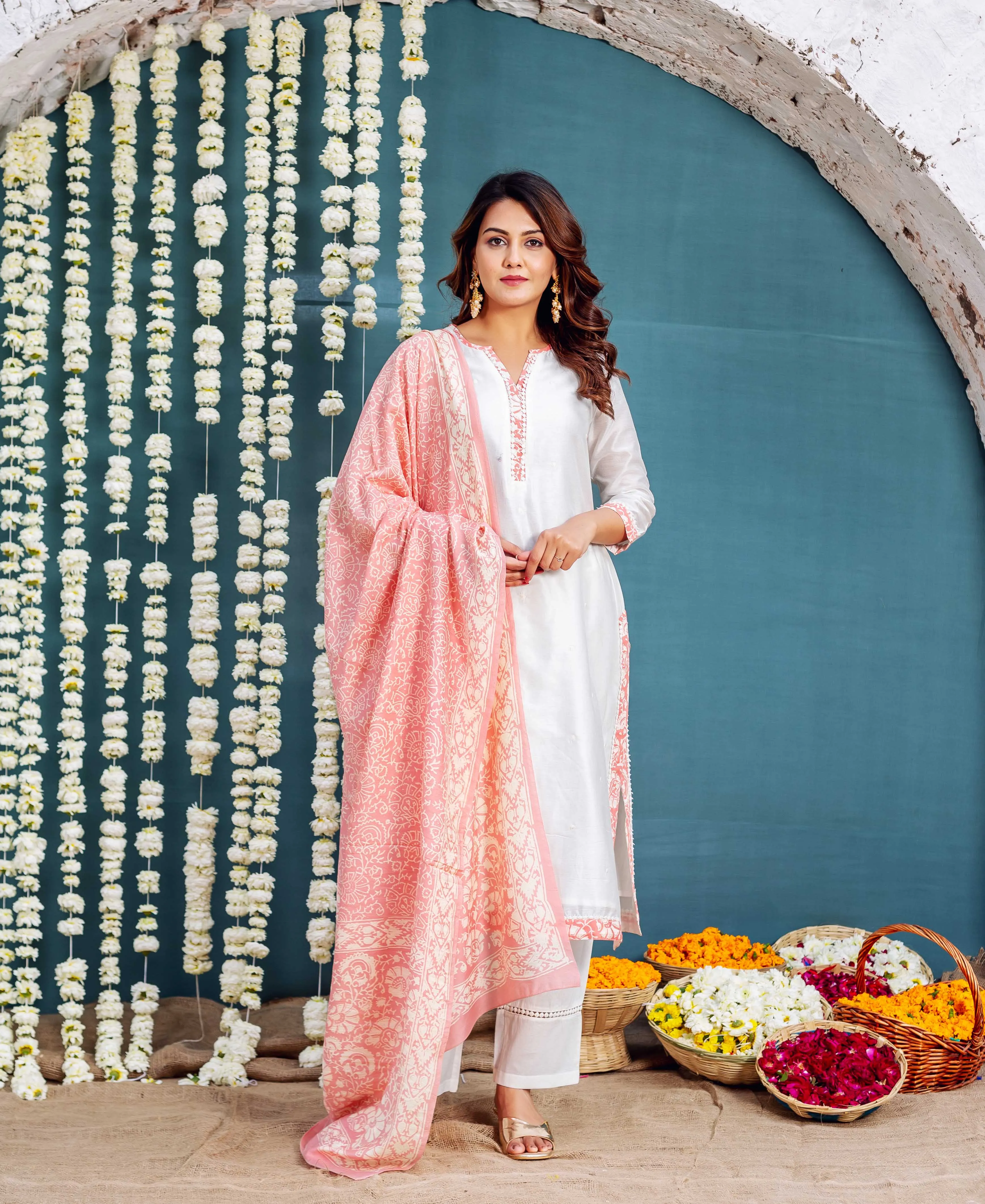 Graceful Blossom Chanderi Kurta