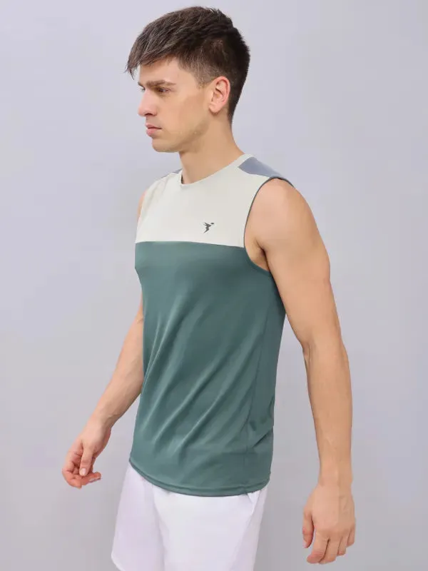 Men Colorblock Slim Fit Crew Neck Innerwear Vest with TECHNO COOL 