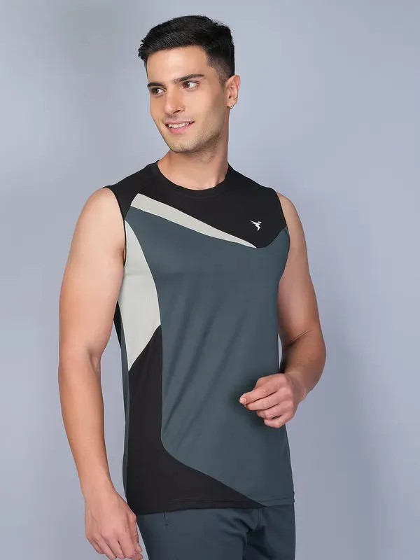 Men Colorblock Slim Fit Crew Neck Innerwear Vest with TECHNO COOL