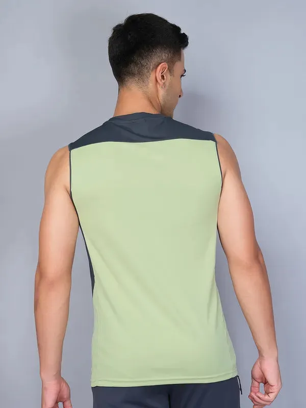 Men Colorblock Slim Fit Crew Neck Innerwear Vest with TECHNO COOL