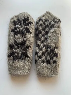 Woolen winter mittens